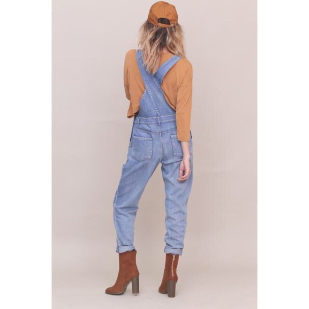 🆕 Denim Distressed Overalls - Picture 4 of 5